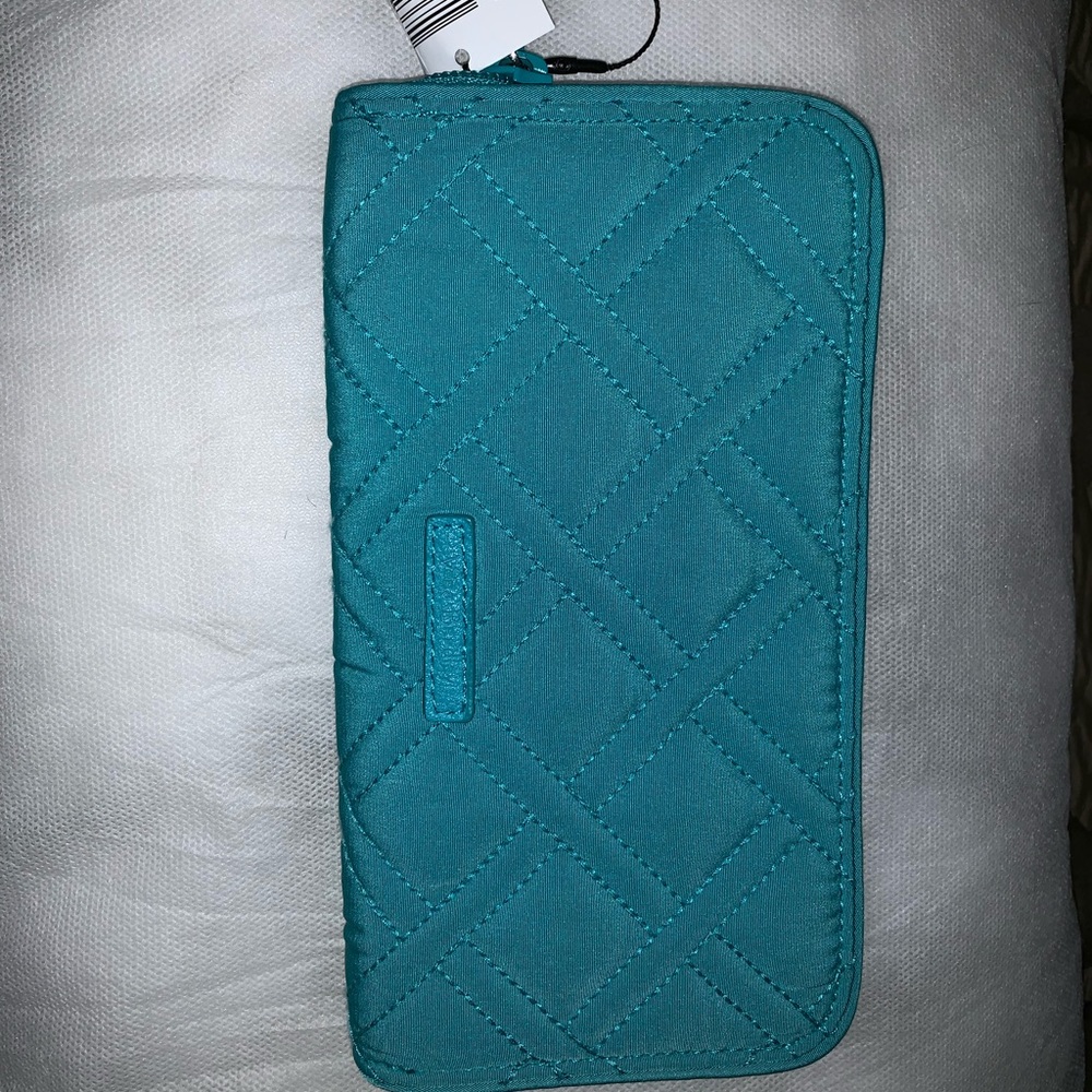 Vera Bradley RFID Georgia Wallet